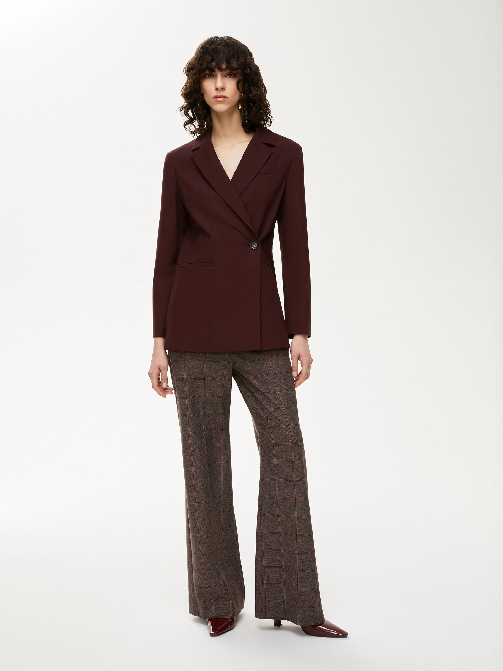 7136095102017-d-surrey