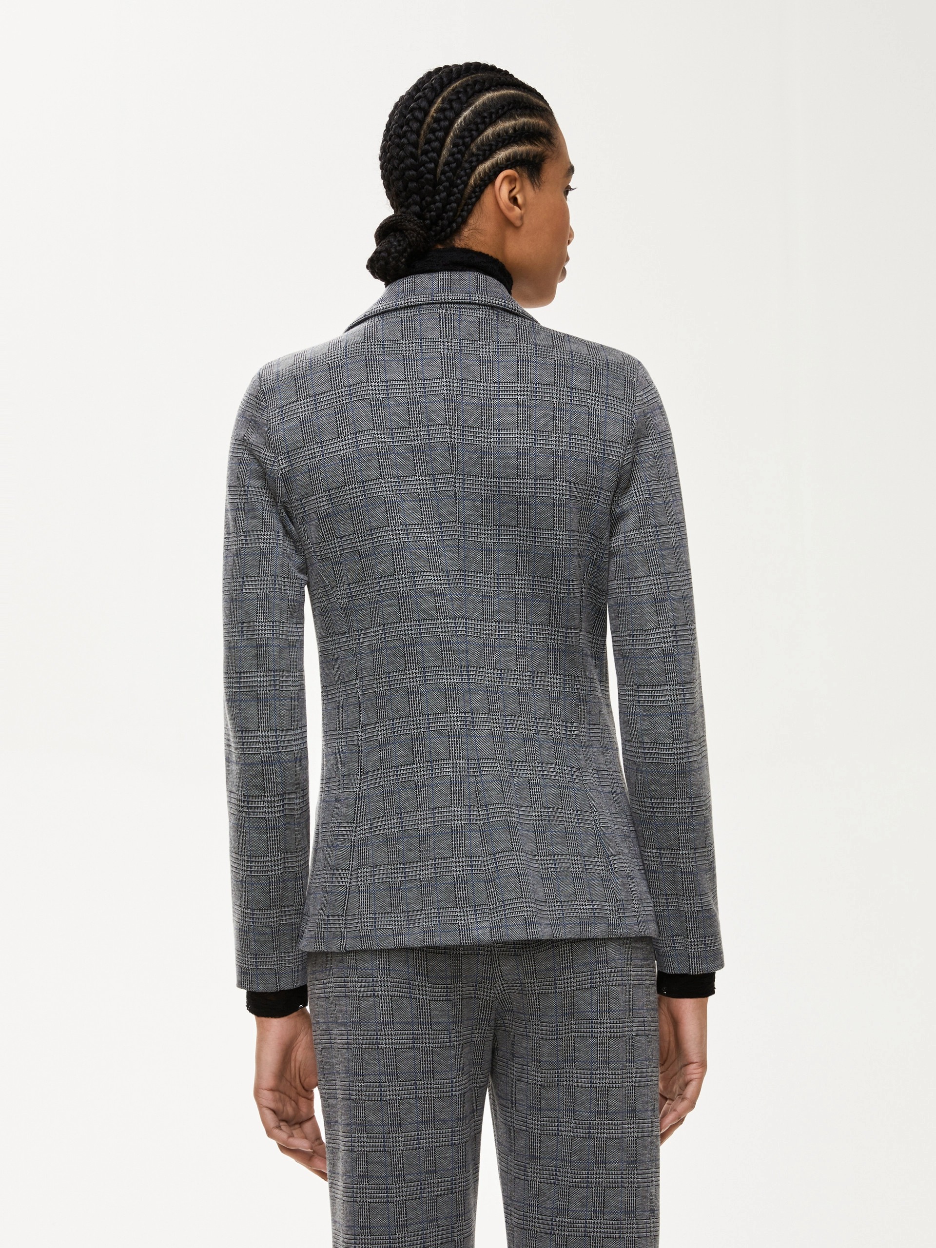 7916025102003-b-urbanstyle