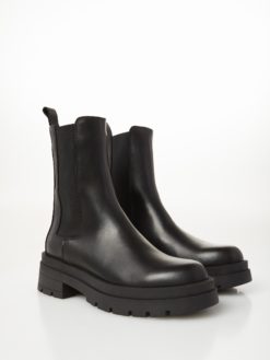 OVYE' Tronchetto Chelsea Boot In Camoscio NI7730VIT Nero